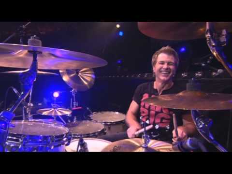 Mr. Big - Addicted To That Rush (Live Budokan - HD)