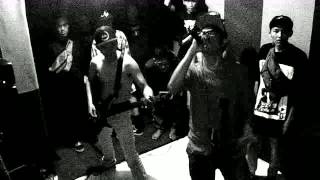 NO FRONTS - DEFEND WITH VIOLENCE (THROWDOWN) @ PURWOKERTO