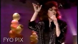 CELINE DION 🎤 Medley Félix Leclerc (Live) 1986