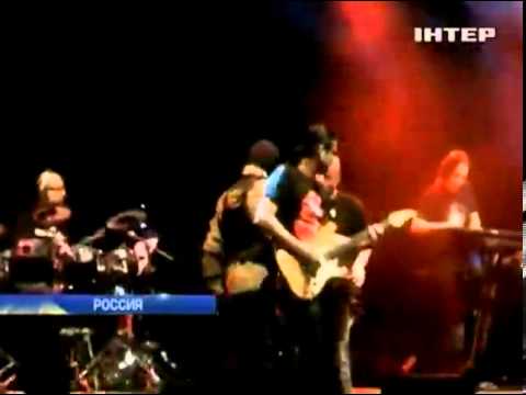 Концерт израильской группы Infected Mushroom в московском кл...
