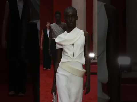 HIPS! Maty Fall Diba at the Ferragamo Spring/Summer 2023 show in Milan (September 2022)