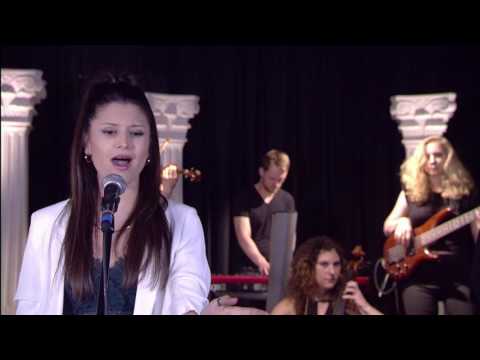 Josephine & The Artizans perform Stay for BBC Introducing
