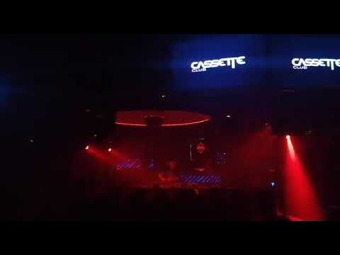 BERNARDO HANGAR. CASSETTE CLUB MADRID. 02.2020