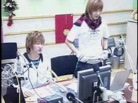 Sukira 2006.12.15 - Greetings & mittens