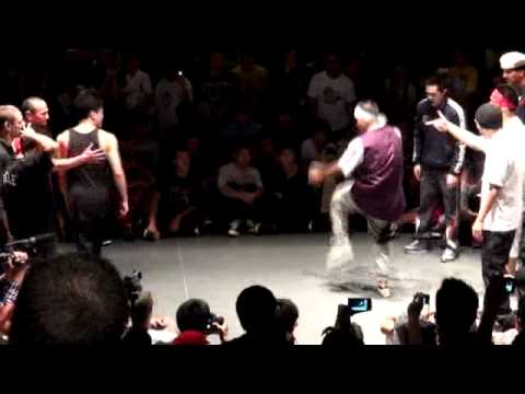 FLOOR GANGZ (WORLDWIDE) vs. 99 FLAVA (THAILAND) - FINALS