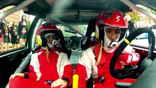Steve Maire et Johanna Decarre arrivent à la Mairie de Haguenau - WRC Rallye de France 2012