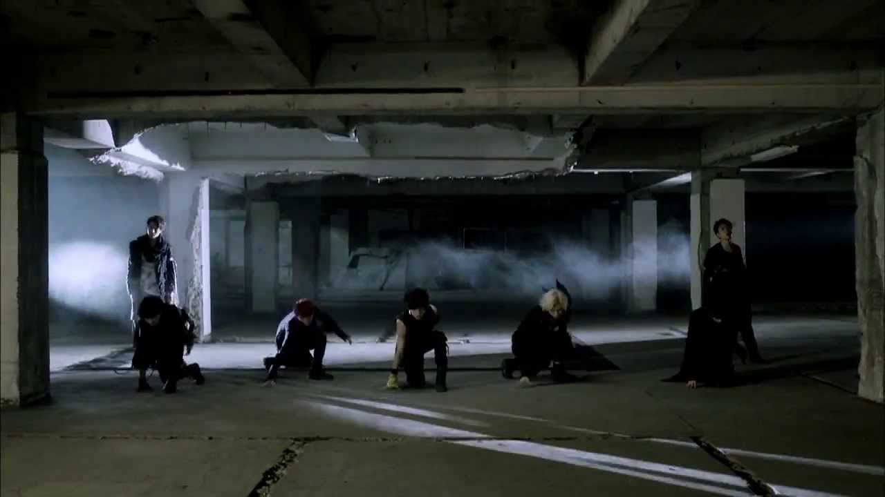 Kiss Me Baby / 超特急