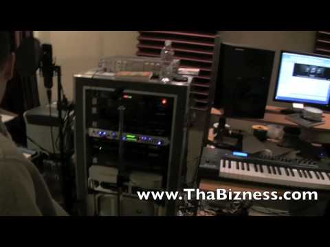 Dj Khalil Sits With Tha Bizness x Jake One In His Studio
