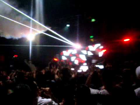 KhoMha (Armin van Buuren B2B Markus Schulz @ Exchange LA 10/28/12)