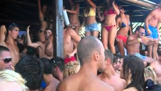 preview picture of video 'Zakynthos 2012, Cubaneros'