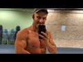 Flexing physique update 2 more weeks of cutting before vacation #Thailand