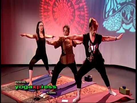 Yogaxpress # 457 with Devyn Rush, Josiane Hird