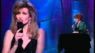 Reba Mcentire Linda Davis Does He Love You Hot Country Jam &#39;94