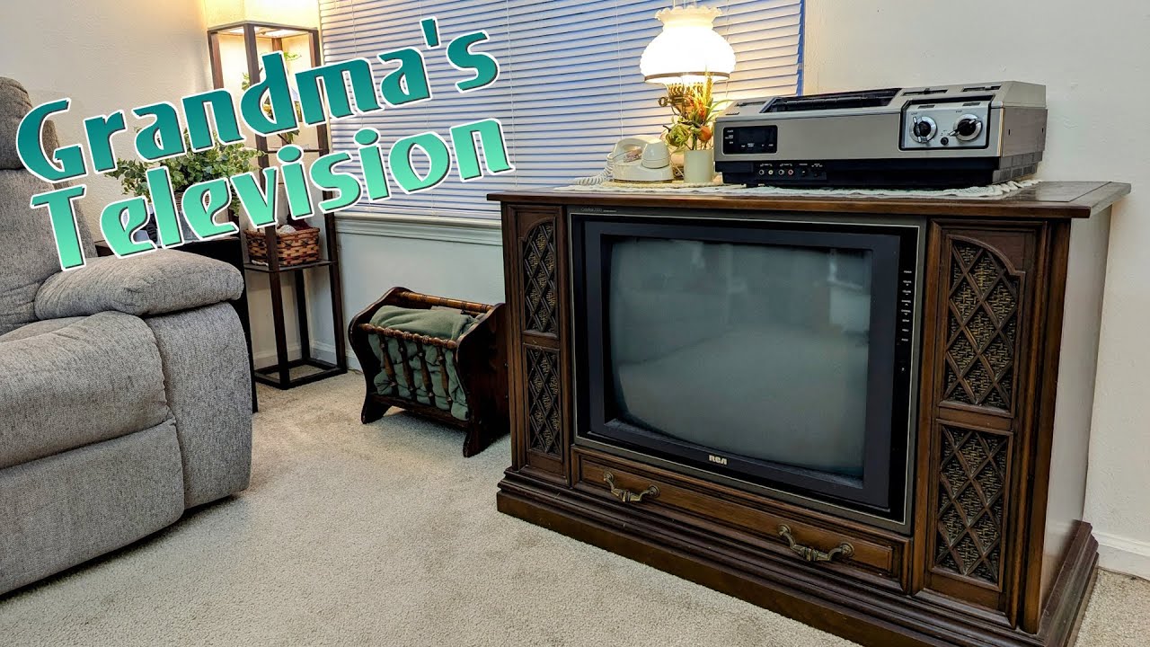 CRT Spotlight - The RCA Console TV - The television that everyone's grandmother owned