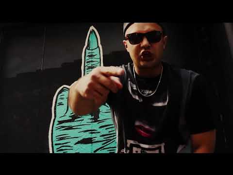 SMołA - Człowiek Wojen prod. EMBeats