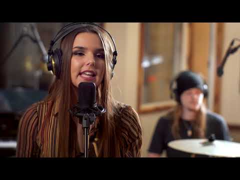 Ally Venable - One Sided Misunderstanding (Studio Video)