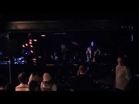 SAM V AND EDY ON THE BEAT, LIVE AT THE MCCLAYS