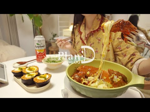 Grilling Meat on a Heater, Corn Cheese Ribs With Buldak Rice Balls, Spam Deopbap, Vlog