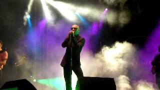 01/10/2010 Giuliano Palma &amp; The Bluebeaters - She's not there @ Aprilia