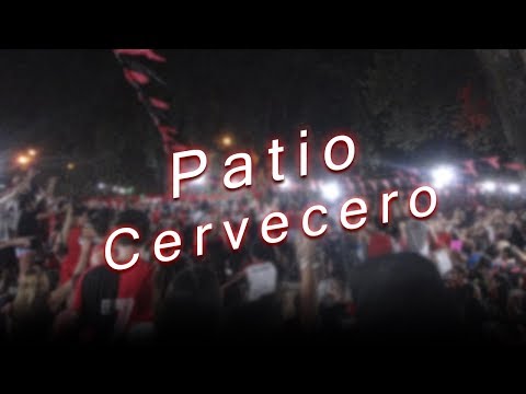 "Patio Cervecero en los parrilleros del CANOB. OrgulloRojinegro.com.ar" Barra: La Hinchada Más Popular &bull; Club: Newell's Old Boys