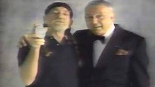 Willie Nelson and Frank Sinatra heart NASA