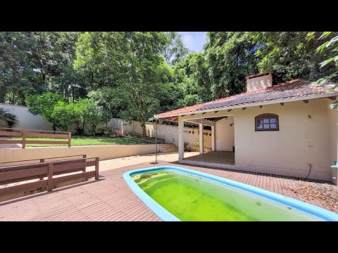 CASA COM 4 DORMITÓRIOS, 2 VAGAS, 250M² ÁREA TOTAL para locação EM JARDIM DO ALTO