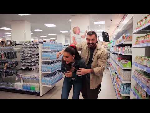 Tenxherja Kapakun - Me Romeo Veshaj dhe Elvana Gjata