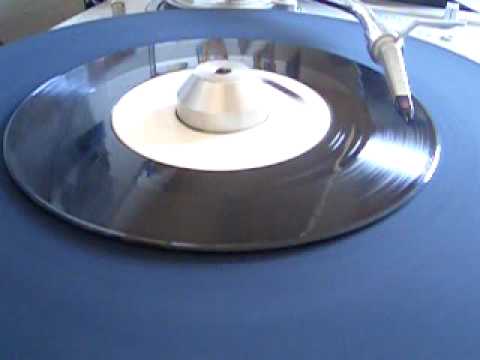 Rocksteady 45 Lloyd "The Matador" Campbell - The Fugitive  UK Blank Record