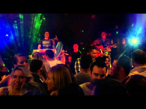 DEBORAH COSTA & AMIGOS