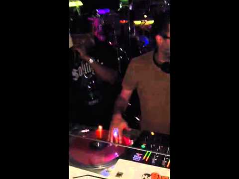 Darnell and Dj Sherry live huckebei