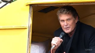 David Hasselhoff sings "Looking For Freedom" at Berlin Wall to save East Side Gallery - 17.3.13