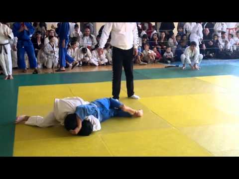 Mezhlumyan Harutyun  - Grigoryan Arthur 50kg.mp4