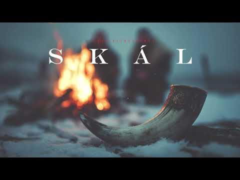 Skál  (Old Norse Drinking Song)