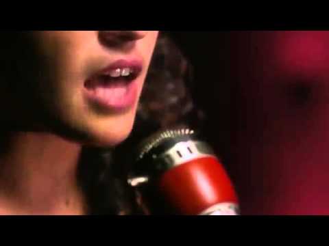 ILEANA CABRA - LA PARED