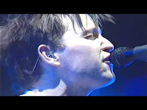 blink-182 - The Rock Show (Live @ Camden - New Jersey 06-06-2004) (Widescreen 720p/50fps)