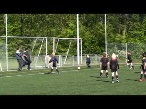 Naaldwijk toernooi 1e wedstrijd HBS F2 - Haaglandia F5