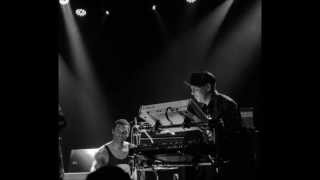 KUDU Deantoni Parks & Nicci Kasper - Li nuocero se lo nuoc (RIP KFC)