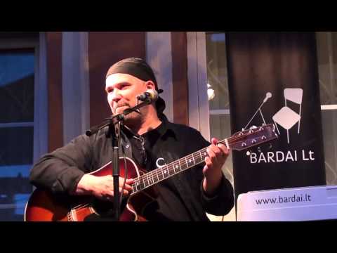 Aidas Giniotis - Kalėdų Senelių namai