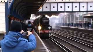 preview picture of video '61306 Mayflower at Eastleigh'