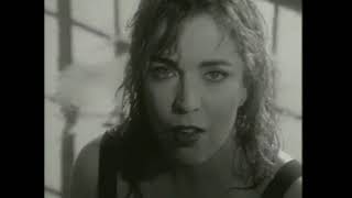 Eres Libre Lyrics English Translation