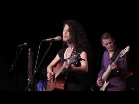 Veronika's Ndiigo "Stranger" live @ Jazz Geht Baden 2015