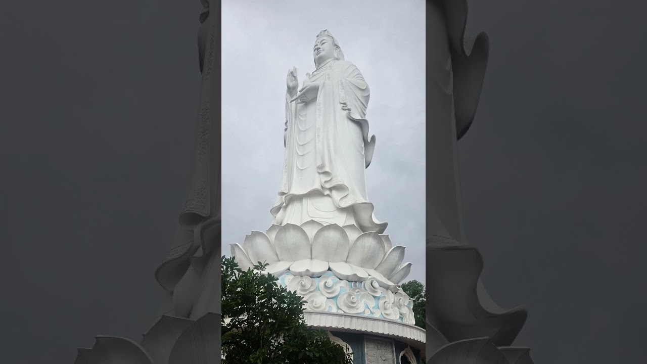 베트남 다낭 린응사 해수관세음보살 #shorts #린응사 #다낭린응사 #다낭영응사 #해수관세음보살 #다낭 #…