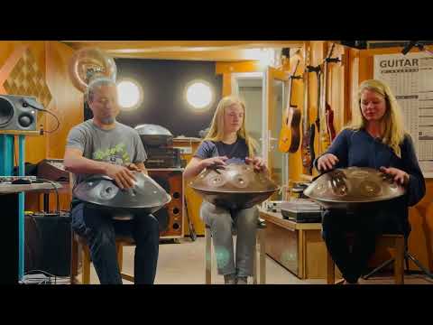 Handpan Trio - Ronja, Kate Stone & Rafael | Opsilon Handpan D Minor