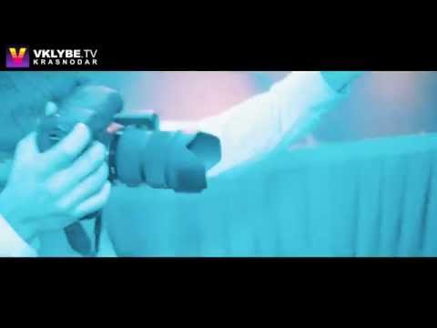 LA VILLA - EMMA LANFORD