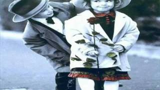 Amigos, Juan Luis Guerra