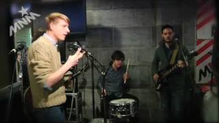 MNM: Das Pop - &#39;Wings&#39; en &#39;Never Get Enough&#39;