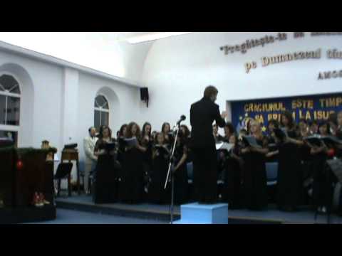 Corul Crescendo-Pentru Cel ce ne-a iubit.MPG