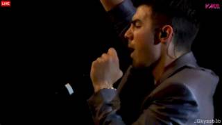 Joe Jonas - Kleptomaniac live on Z100 2011