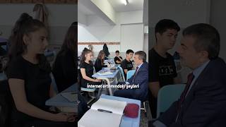 Millî Eğitim Bakanı Yusuf Tekin, Lise Öğrencisinin Davetine Sürpriz Zi