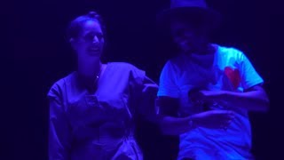 Soprano et Lili Poe - Amour Siamois (Live à Bercy)